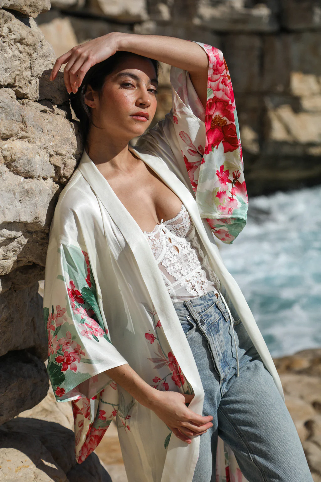 Kimono en Satin Imprimé - Pivoine