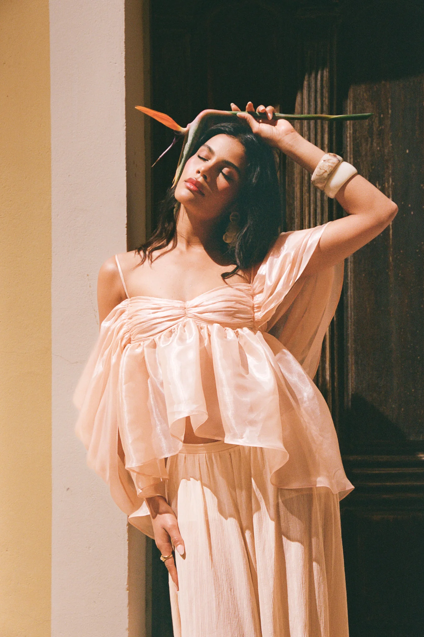 Haut dos nu en organza et à volants - Abricot