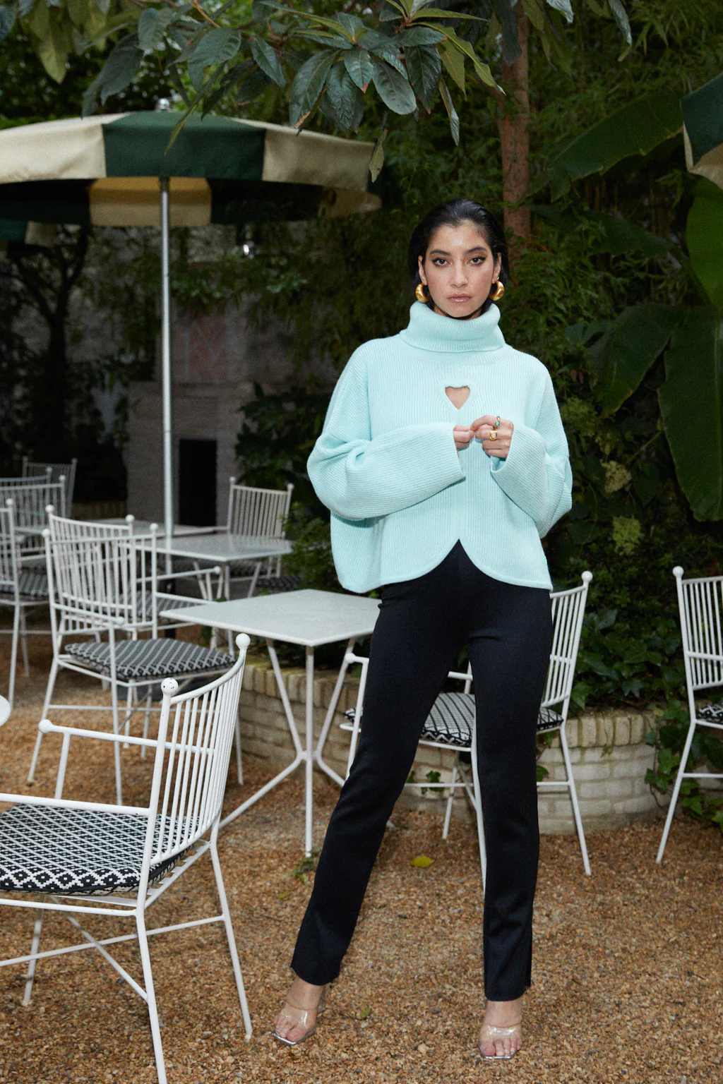 Pull en pur cachemire à découpe coeurs - vert spray