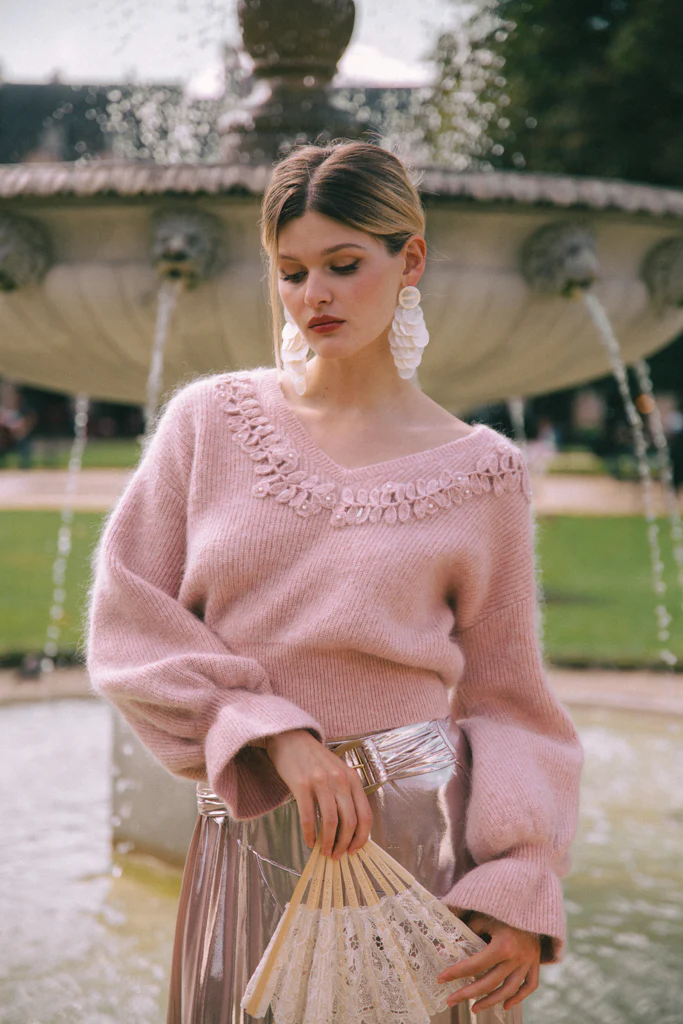 Pull en mohair et laine à crochet - Rose pâle