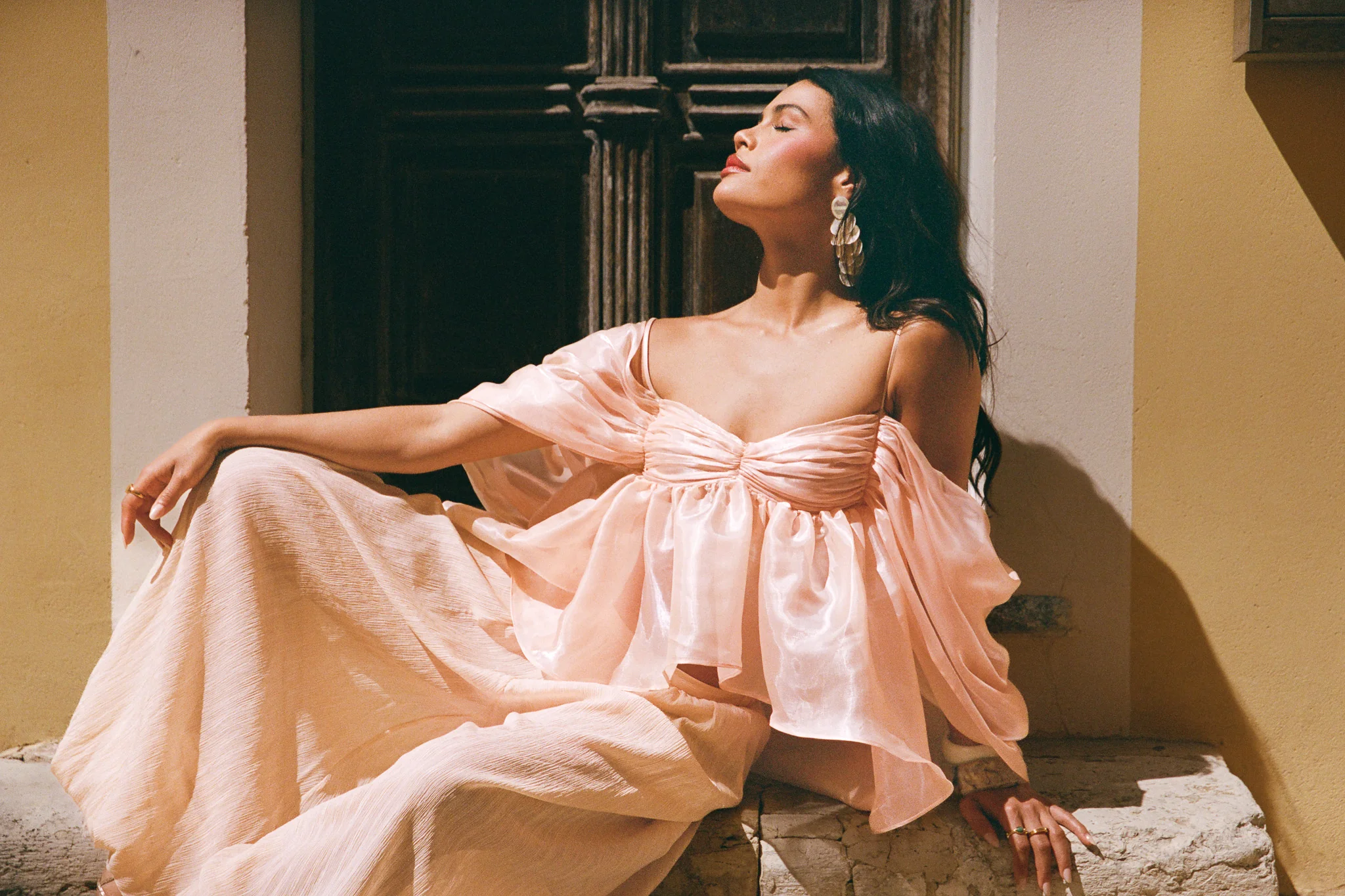 Haut dos nu en organza et à volants - Abricot