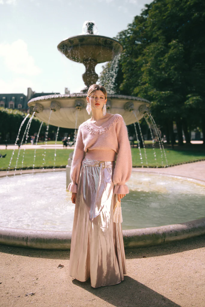 Jupe longue en lamé stretch à godets - Or rose