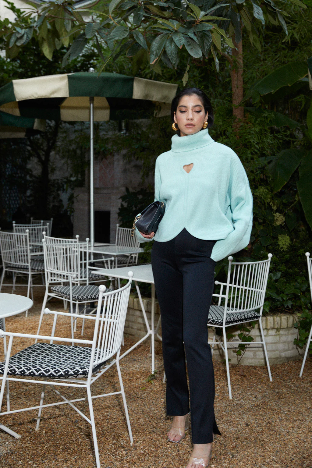 Pull en pur cachemire à découpe coeurs - vert spray