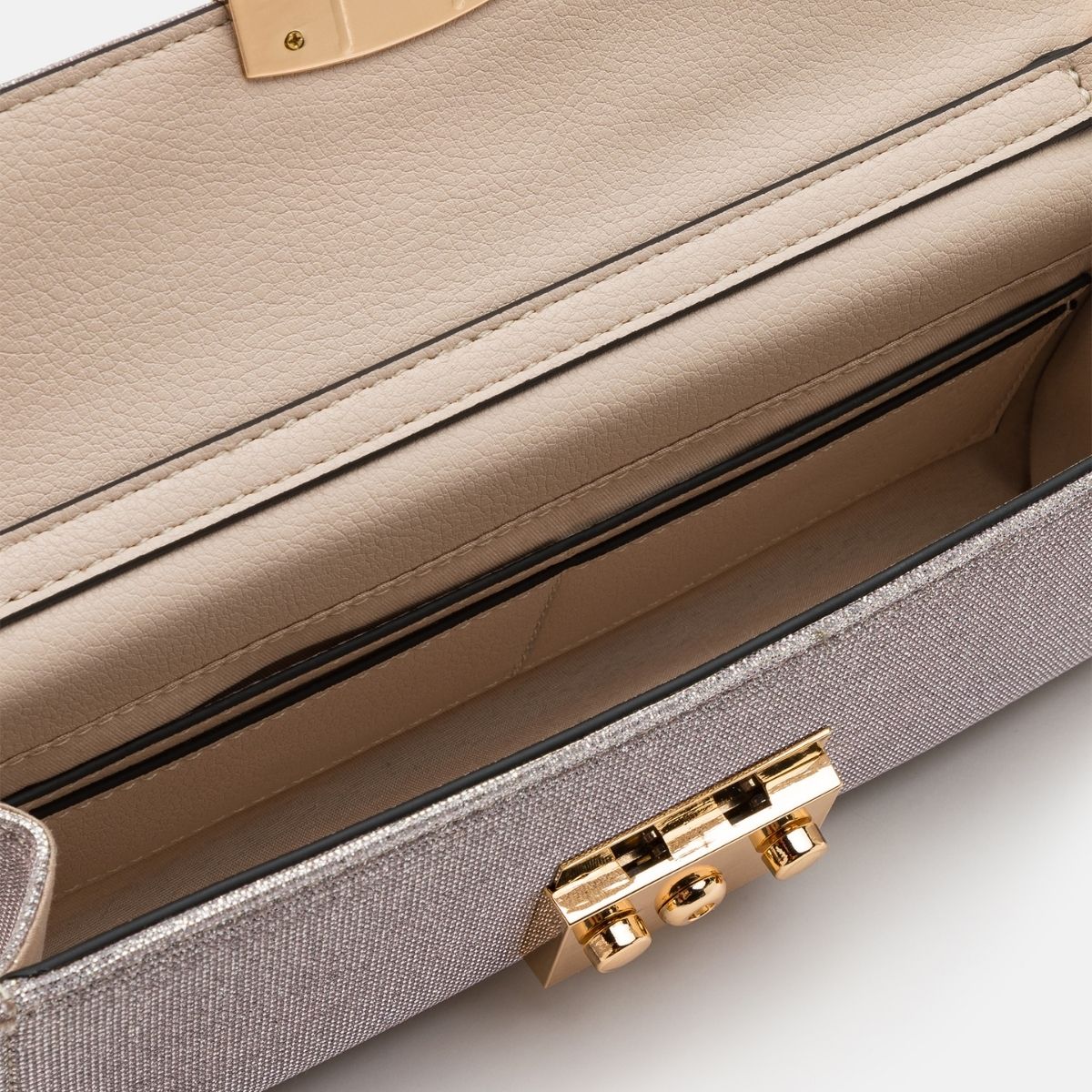 Nadi Clutch gold