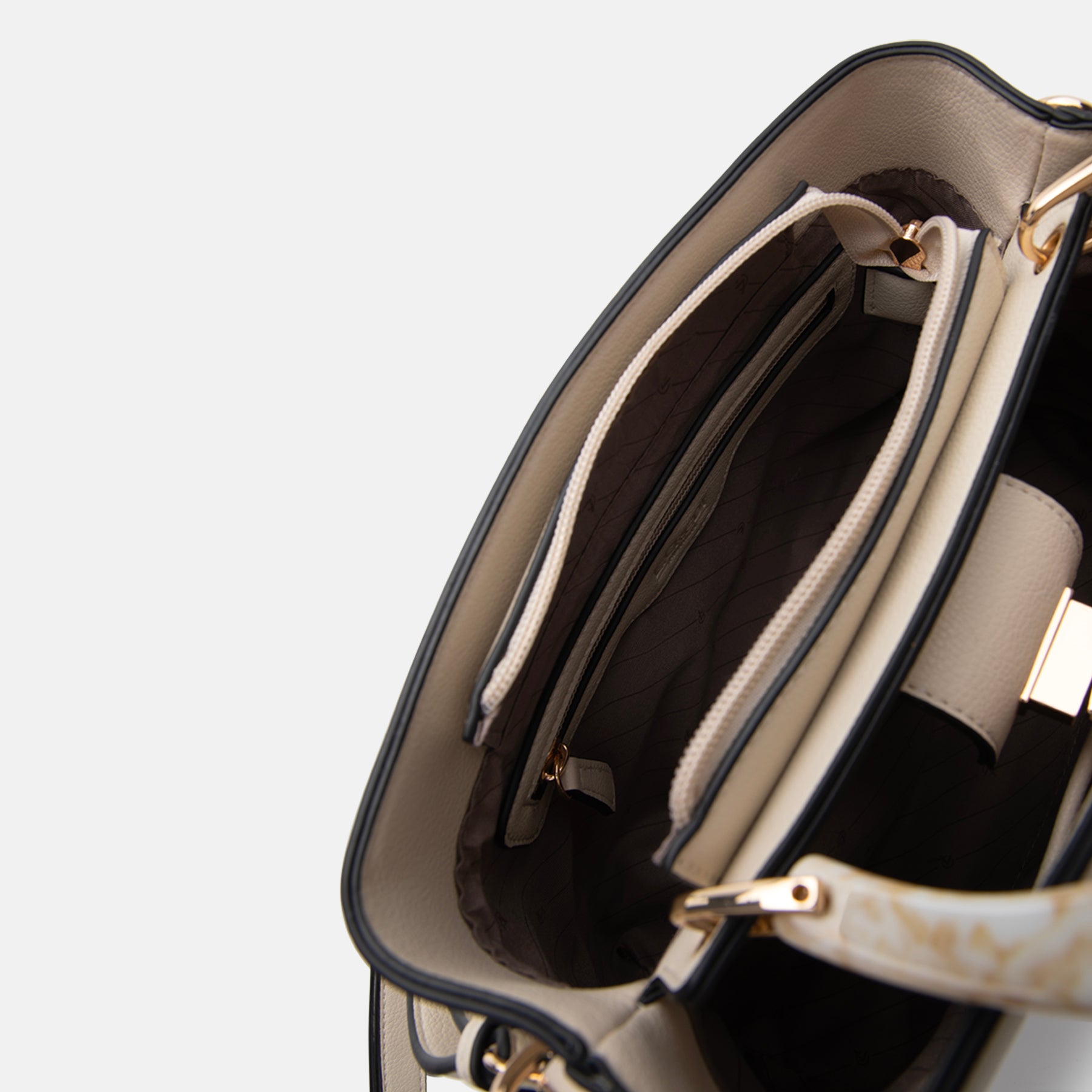 Patty Henkeltasche creme