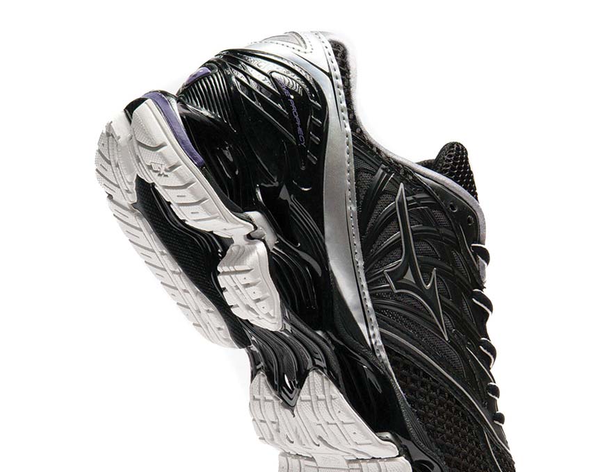 Mizuno Wave Prophecy LS