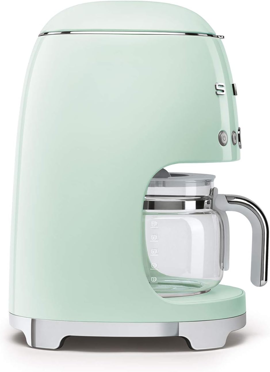 Smeg, Machine à Café Filtre DCF02PBEU, Fonction Arôme et Autostart, Carafe en Verre Jusqu'à 12 Tasses, 2 Niveaux d'Intensité, Mode Maintien au Chaud, 1050 W, Bleu Clair Pastel