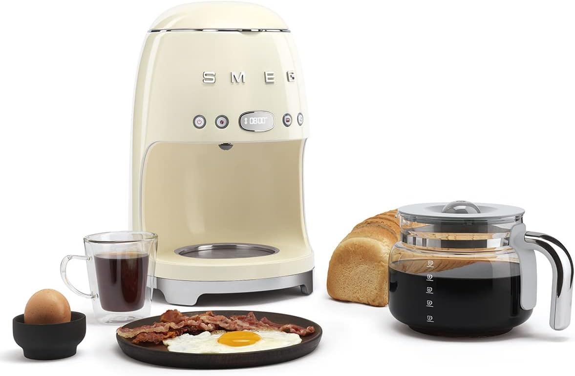 Smeg, Machine à Café Filtre DCF02PBEU, Fonction Arôme et Autostart, Carafe en Verre Jusqu'à 12 Tasses, 2 Niveaux d'Intensité, Mode Maintien au Chaud, 1050 W, Bleu Clair Pastel