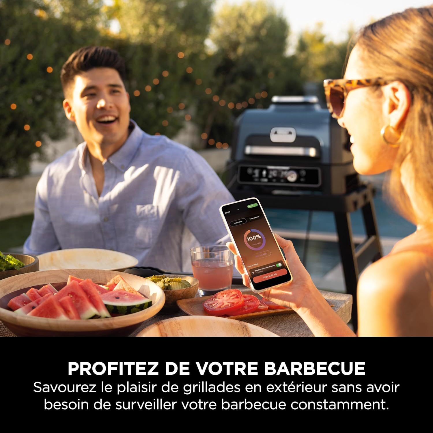 Ninja Woodfire Barbecue électrique et fumoir Pro XL avec thermomètre, barbecue et Air fryer d'extérieur 4-en-1 avec système Smart Cook et granulés Woodfire, portatif, gris/noir, OG850EU