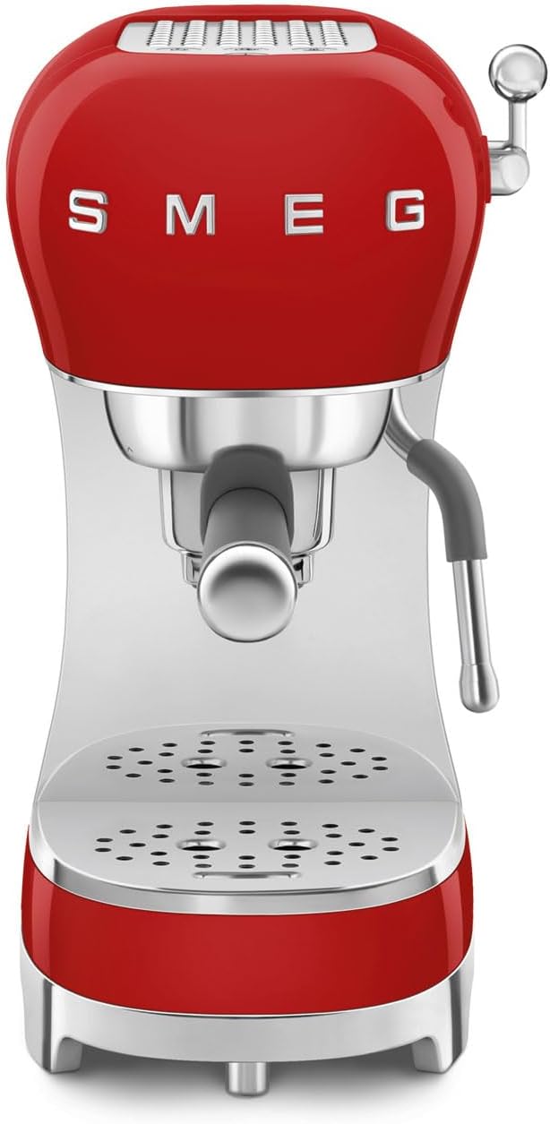 Smeg, Machine à Café Expresso Manuelle ECF02CREU, Système Thermoblock et Buse Vapeur, 4 Fonctions Expresso, Plateau Amovible, Porte Filtre, Réservoir d'Eau 1 L, Dimensions Compactes, 1350W, Crème