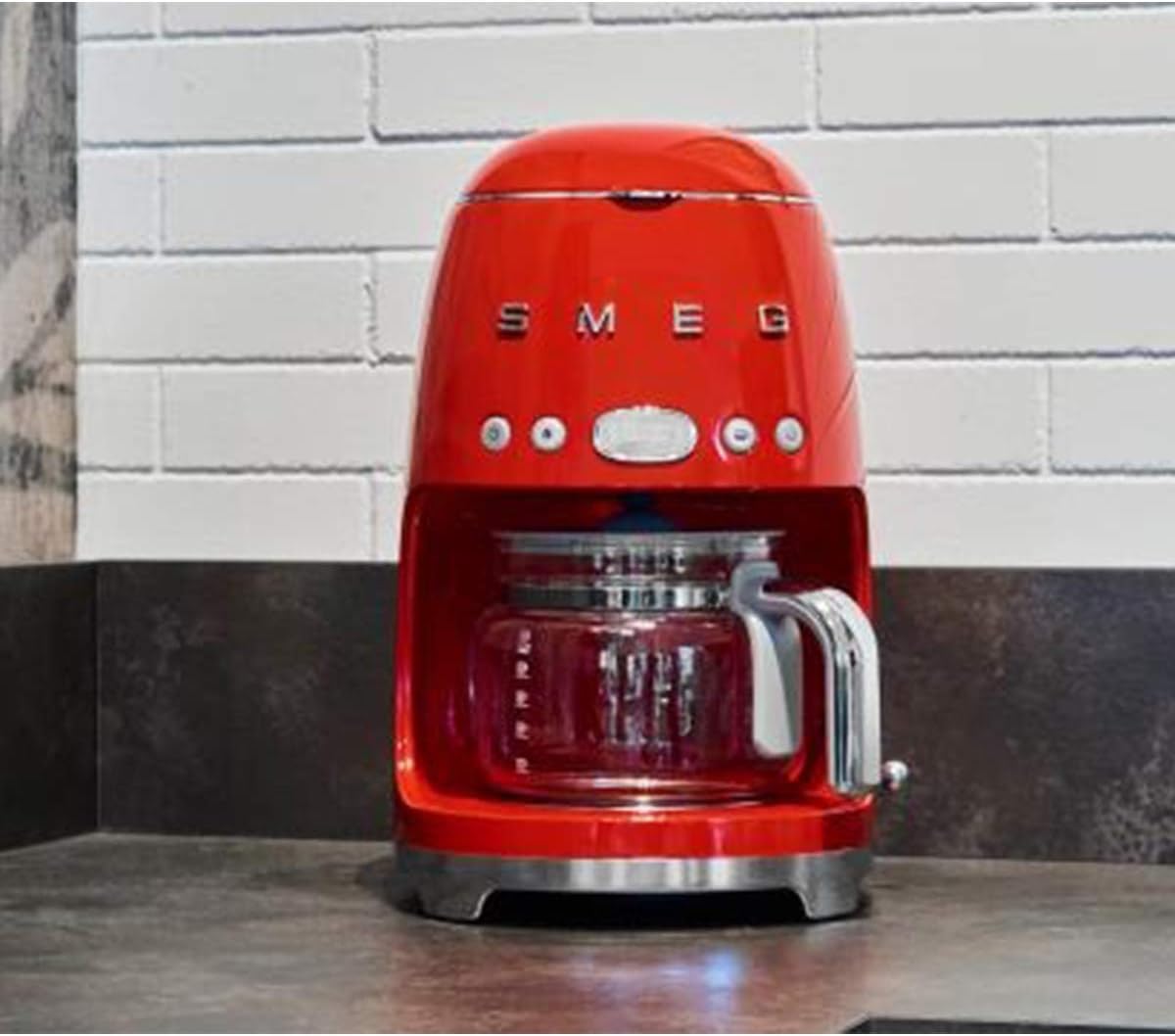 Smeg, Machine à Café Filtre DCF02PBEU, Fonction Arôme et Autostart, Carafe en Verre Jusqu'à 12 Tasses, 2 Niveaux d'Intensité, Mode Maintien au Chaud, 1050 W, Bleu Clair Pastel