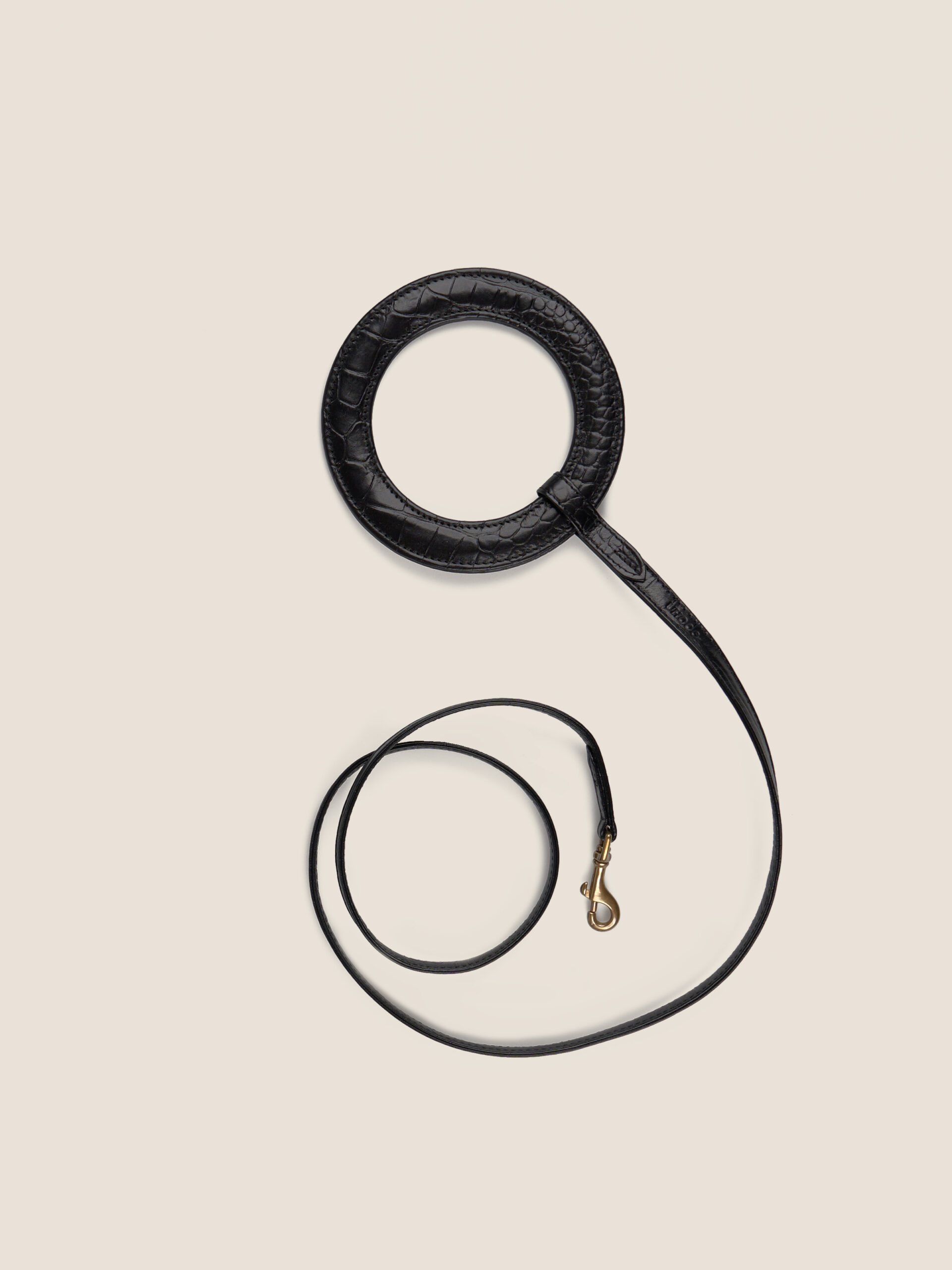 Circle Leash | black croc