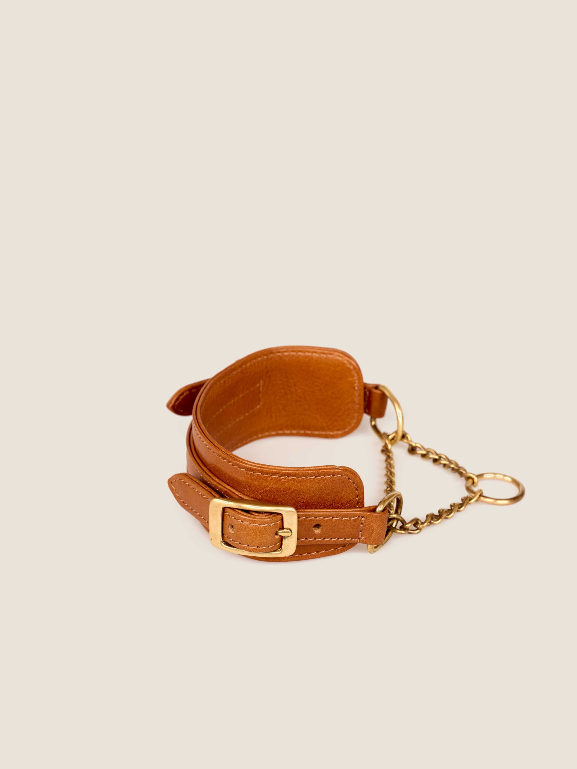 Semi slip wide collar | cognac