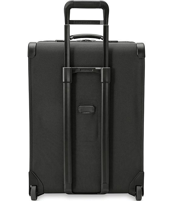 Baseline CX Expandable Medium Upright Expandable Spinner Suitcase