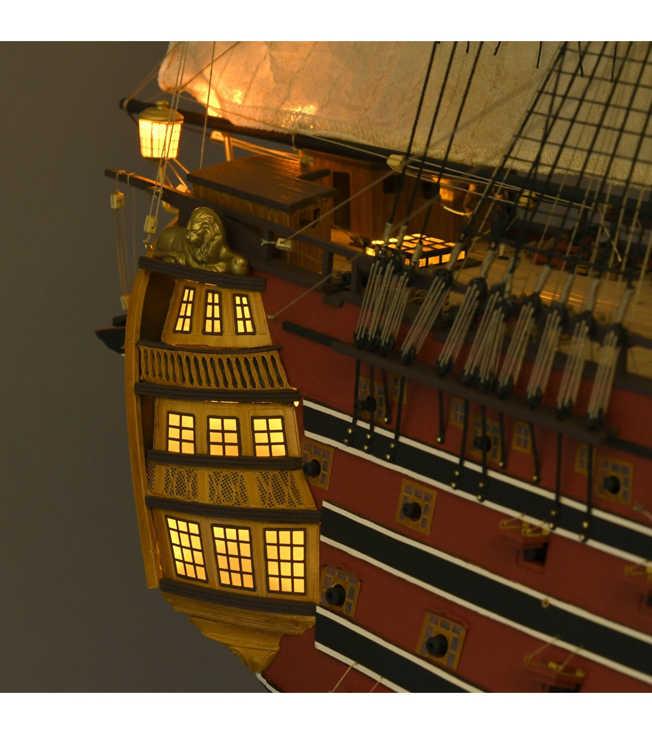 Ship of the Line Sant&iacute;sima TriNi&ntilde;ad 1:84. Wooden Model Ship Kit