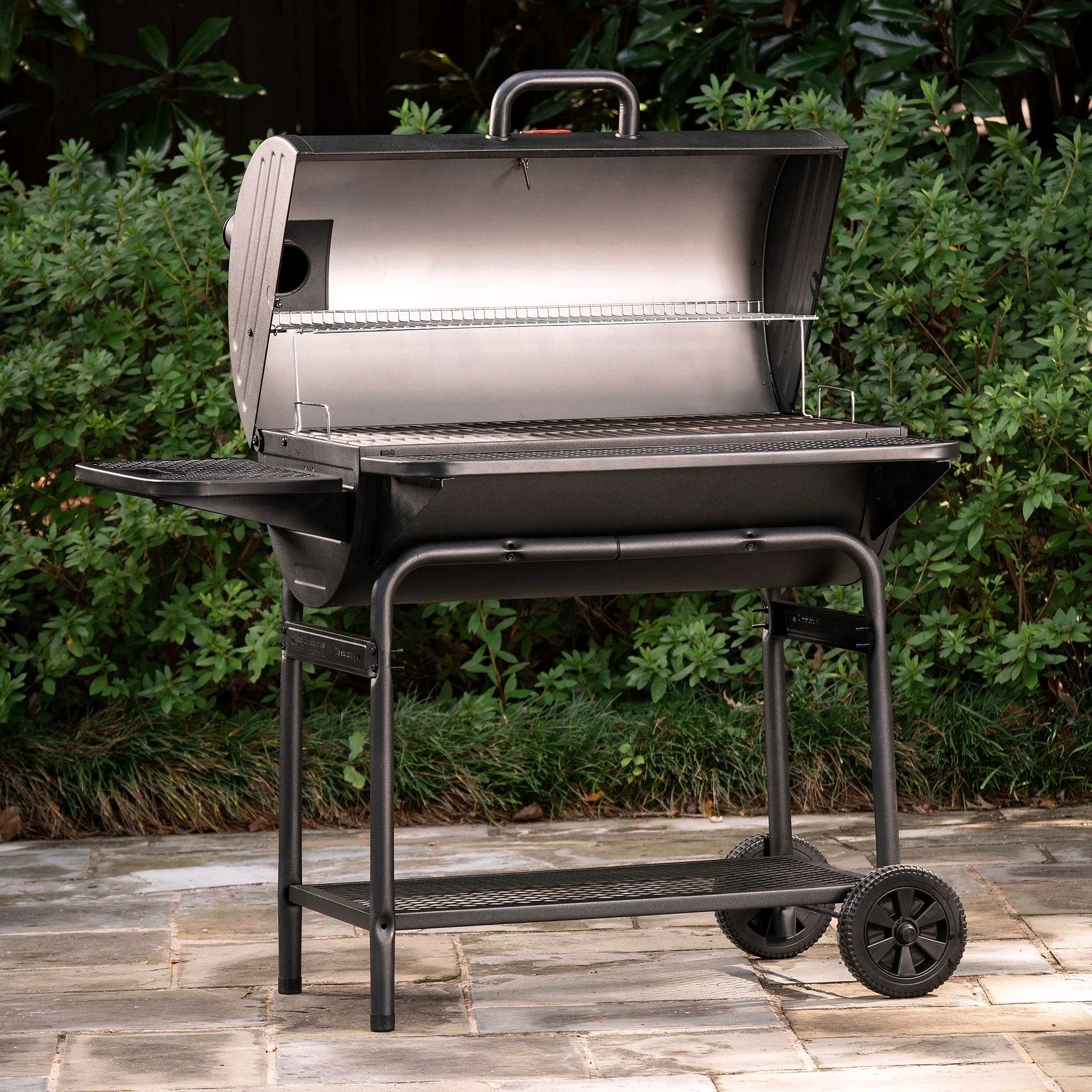 32-Inch Pro Deluxe XL Charcoal Grill