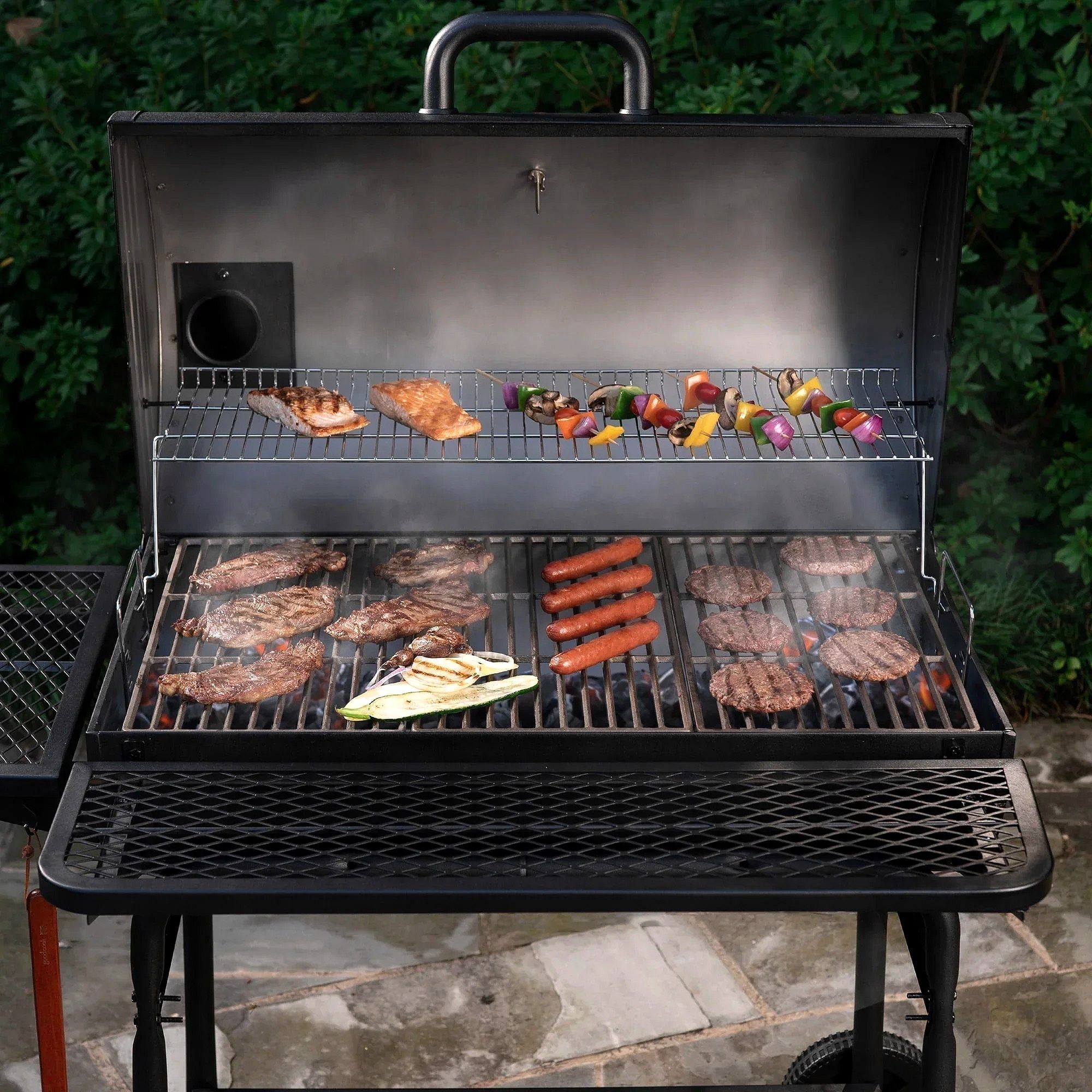 32-Inch Pro Deluxe XL Charcoal Grill